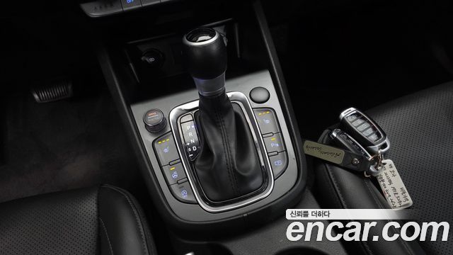 Hyundai Kona 2023 — photo 12