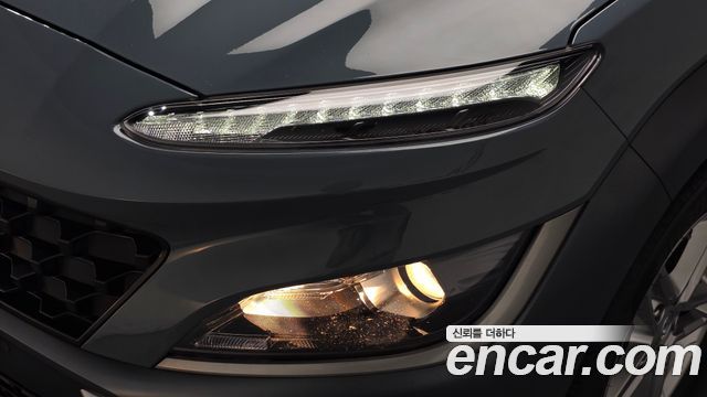Hyundai Kona 2023 — photo 8