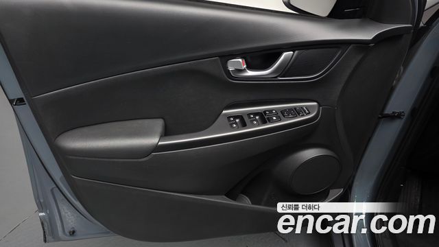 Hyundai Kona 2023 — photo 14
