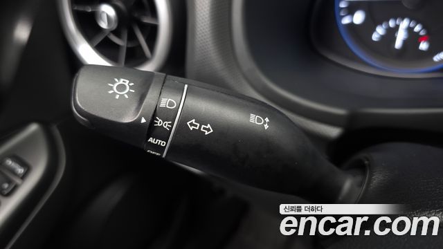 Hyundai Kona 2023 — photo 30