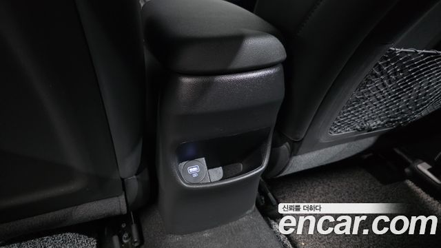 Hyundai Kona 2023 — photo 32