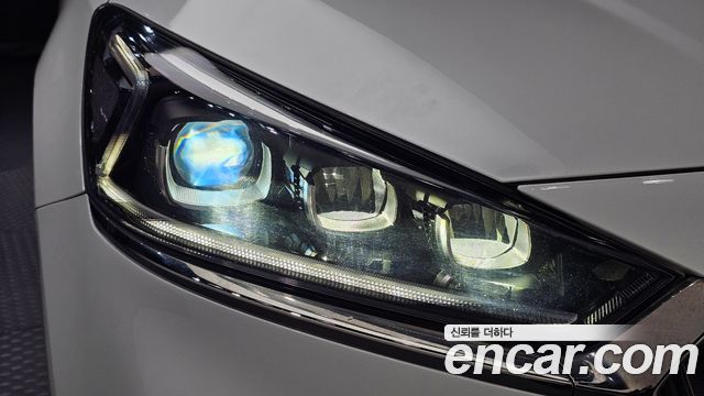 Kia K7 2016 — photo 8