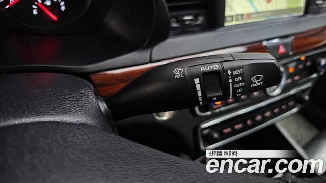 Kia K7 2016 — photo 29