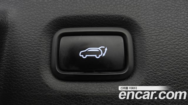 Hyundai Santafe 2022 — photo 16