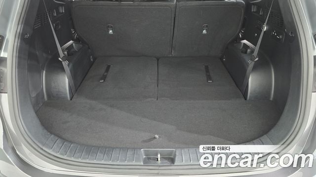 Hyundai Santafe 2022 — photo 17