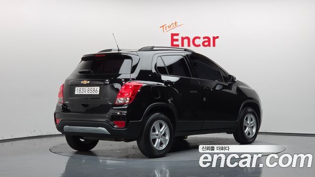 Chevrolet Korea Trax 2021 — photo 2