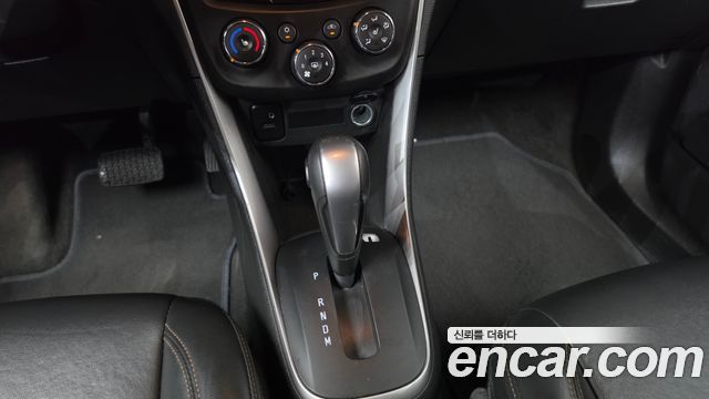 Chevrolet Korea Trax 2021 — photo 12