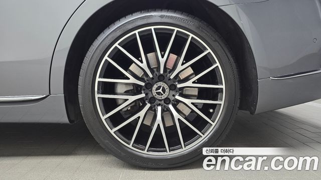 Mercedes-Benz S-Class 2022 — photo 7