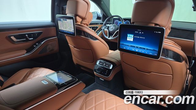 Mercedes-Benz S-Class 2022 — photo 29