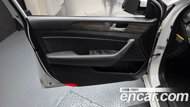 Hyundai Sonata 2015 — photo 14