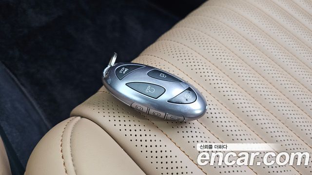 Hyundai Grandeur 2025 — photo 17
