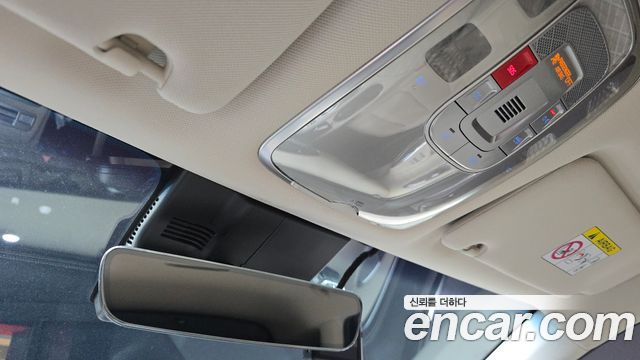 Genesis GV70 2024 — photo 25