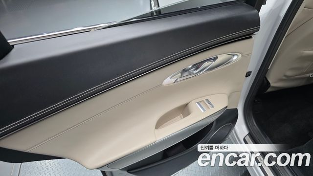 Genesis GV70 2024 — photo 15