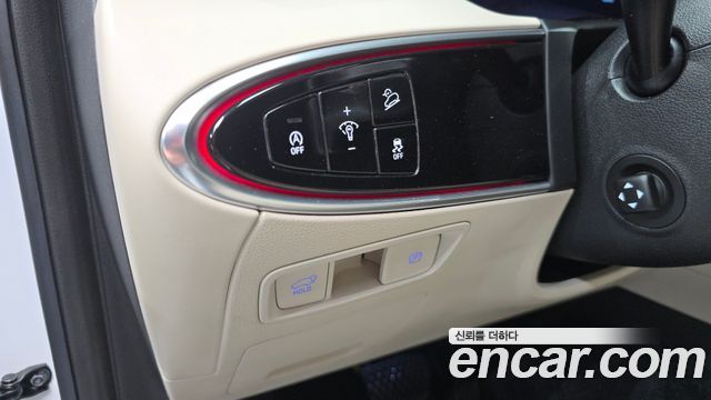 Genesis GV70 2024 — photo 28