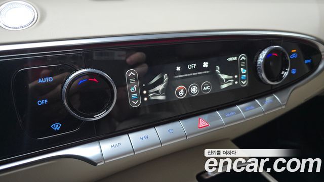 Genesis GV70 2024 — photo 34
