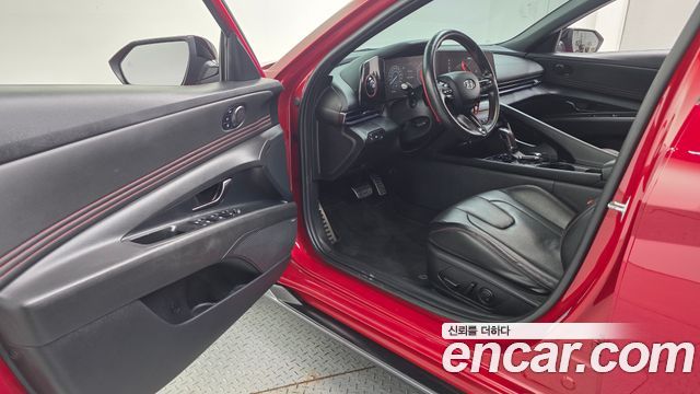 Hyundai AVANTE 2023 — photo 13