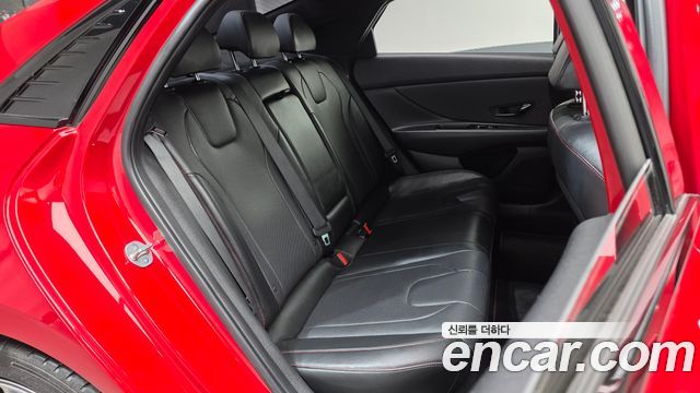 Hyundai AVANTE 2023 — photo 18