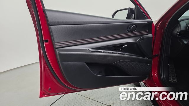 Hyundai AVANTE 2023 — photo 14