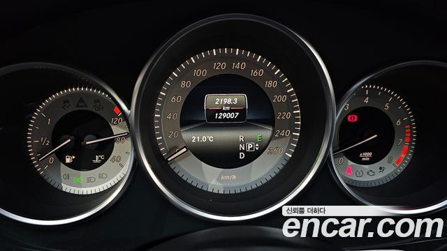 Mercedes-Benz CLS-Class 2016 — photo 11