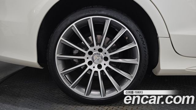 Mercedes-Benz CLS-Class 2016 — photo 7