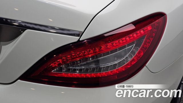 Mercedes-Benz CLS-Class 2016 — photo 9