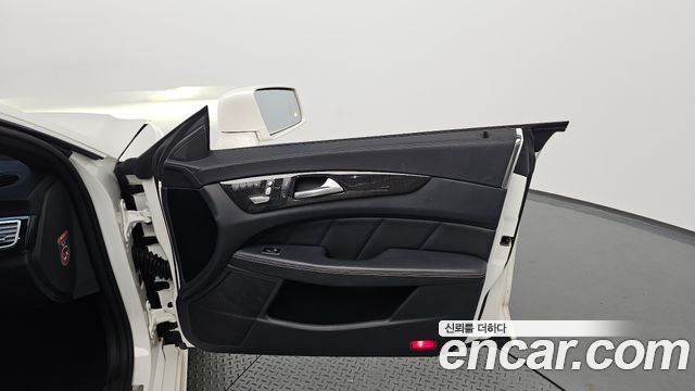 Mercedes-Benz CLS-Class 2016 — photo 14