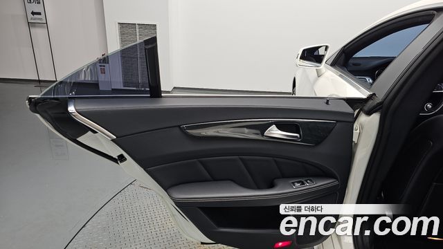 Mercedes-Benz CLS-Class 2016 — photo 15