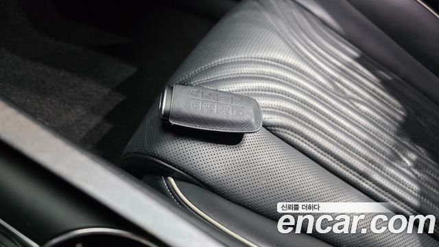 Genesis G80 2021 — photo 22
