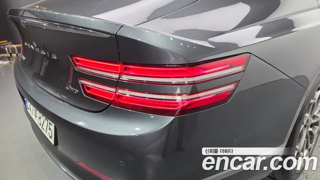 Genesis G80 2021 — photo 9