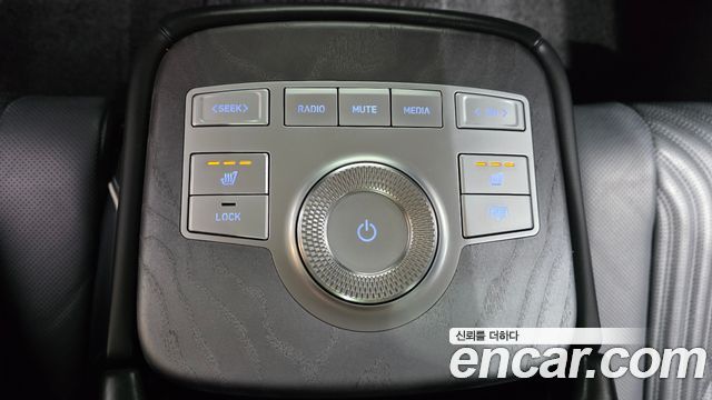 Genesis G80 2021 — photo 35