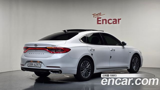 Hyundai Grandeur 2018 — photo 2