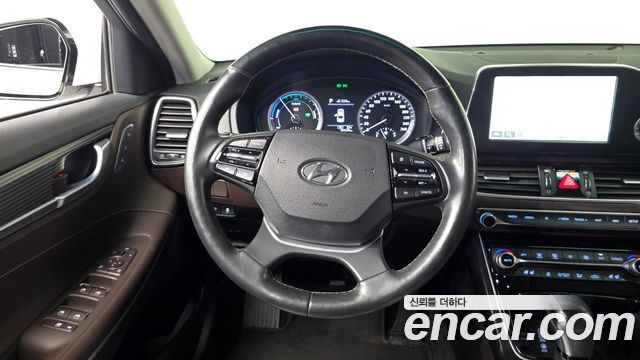 Hyundai Grandeur 2018 — photo 13
