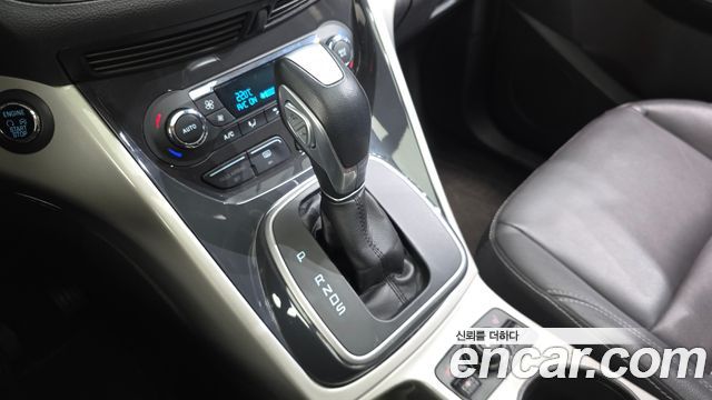 Ford Escape 2013 — photo 9