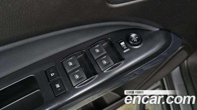 Chevrolet Korea Colorado 2021 — photo 22
