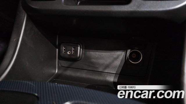 Chevrolet Korea Colorado 2021 — photo 32