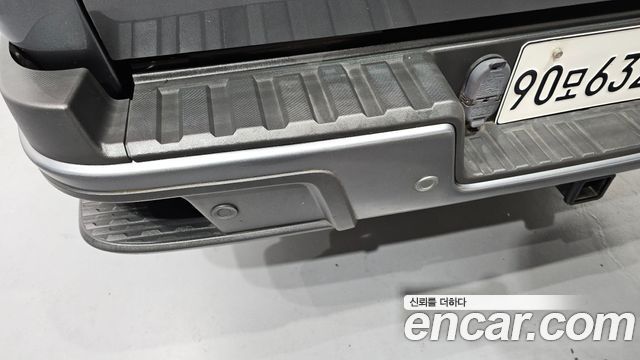 Chevrolet Korea Colorado 2021 — photo 33