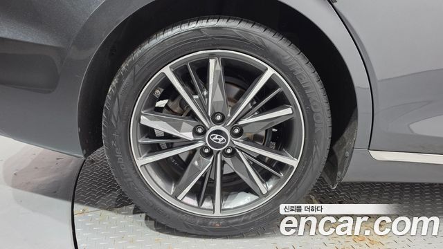 Hyundai Grandeur 2023 — photo 5