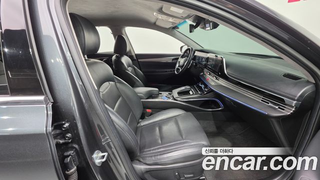 Hyundai Grandeur 2023 — photo 13