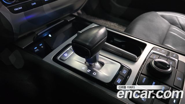 Genesis G80 2017 — photo 9