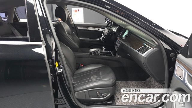 Genesis G80 2017 — photo 11