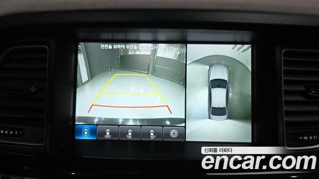 Genesis G80 2017 — photo 15