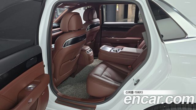 Genesis G90 2023 — photo 17