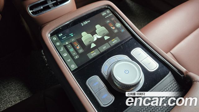 Genesis G90 2023 — photo 23