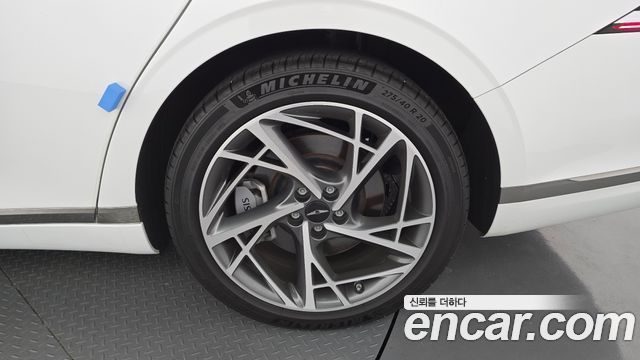 Genesis G90 2023 — photo 7