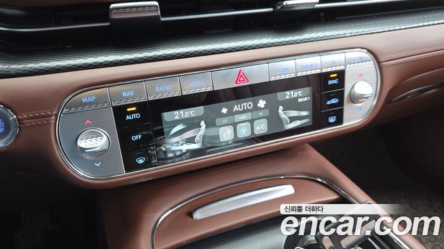 Genesis G90 2023 — photo 30