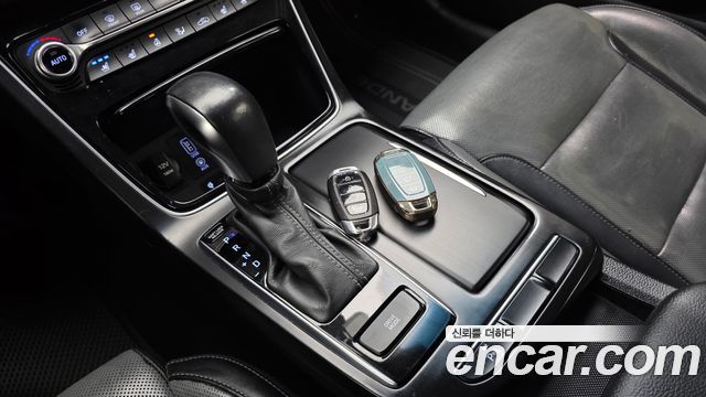 Hyundai Grandeur 2018 — photo 12