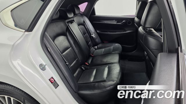 Hyundai Grandeur 2018 — photo 17