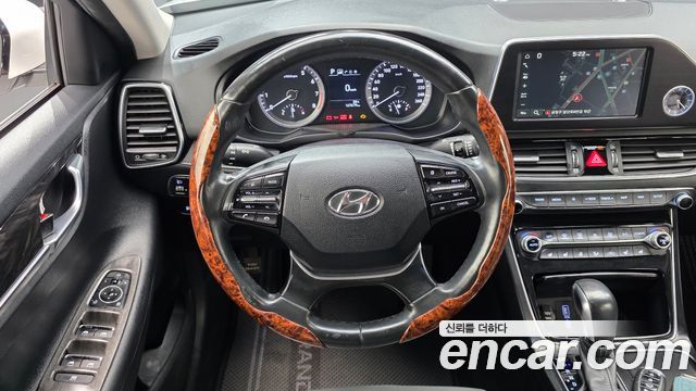 Hyundai Grandeur 2018 — photo 19