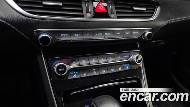Hyundai Grandeur 2018 — photo 23