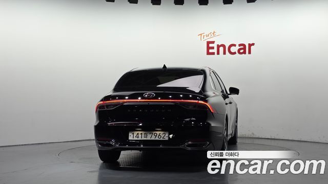 Hyundai Grandeur 2023 — photo 4